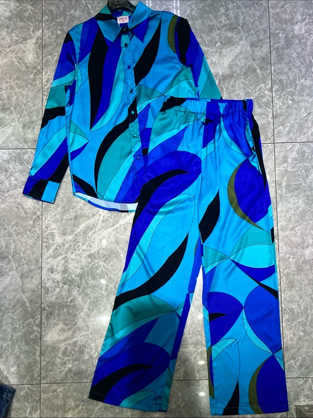 Emilio Pucci Turquoise Blue Abstract Silk-Blend Button Front Blouse - Picture 3 of 6